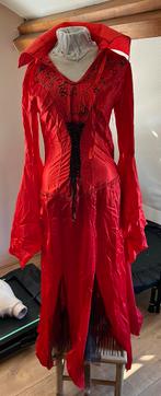 Rode Verkleedjurk met Kraag, rijglint en wijde mouwen maat M, Kleding | Dames, Maat 38/40 (M), Carnaval, Ophalen of Verzenden