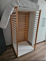 Houten babybedje / ledikant, Kinderen en Baby's, Babywiegjes en Ledikanten, Ophalen of Verzenden, Zo goed als nieuw, Ledikant