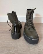 Steve Madden donkergroene khaki leren laars maat 40, Kleding | Dames, Schoenen, Lage of Enkellaarzen, Ophalen of Verzenden, Zo goed als nieuw