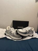 Channel Runners Maat 42, Zwart, Nieuw, Ophalen of Verzenden, Sneakers of Gympen