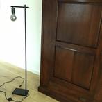 Te koop zwart stalen vloerlamp zonder lichtbron., Huis en Inrichting, Lampen | Vloerlampen, Ophalen, Gebruikt, Metaal, 100 tot 150 cm