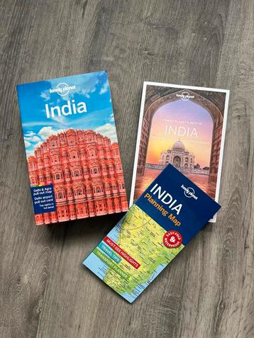 Lonely Planet reisboeken & planningmap beschikbaar voor biedingen