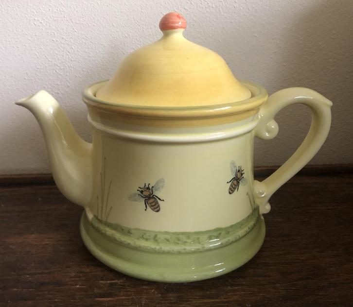 Theepot van het Bijenland servies, Zeller Keramiek, Huis en Inrichting, Keuken | Servies, Zo goed als nieuw, Overige typen, Overige stijlen
