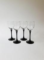 SET VAN 4 VINTAGE GLAZEN, ZWARTE VOET | LUMINARC FRANCE, Verzamelen, Glas en Borrelglaasjes, -, -, Overige typen, Ophalen of Verzenden