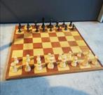Fraai dam /schaakbord met houten stukken, Hobby en Vrije tijd, Ophalen of Verzenden, Minder dan 500 stukjes, Zo goed als nieuw