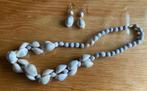 Schelpen ketting en oorbellen, Sieraden, Tassen en Uiterlijk, Ophalen of Verzenden, Zo goed als nieuw, Overige materialen
