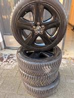 Winterbanden op velg van toyota 215/45 r17, Ophalen, Banden en Velgen, 17 inch, Winterbanden