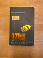 Michael Grant - BZRK, Ophalen of Verzenden, Zo goed als nieuw, Michael Grant