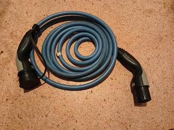 020/ BMW LAADKABEL TYPE  2  VOOR DE 3i & 5 SERIES  beschikbaar voor biedingen