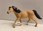 Schleich Connemara Pony Merrie met roze bloemen ~ 13863, Ophalen of Verzenden, Zo goed als nieuw, Paard, Beeldje of Figuurtje