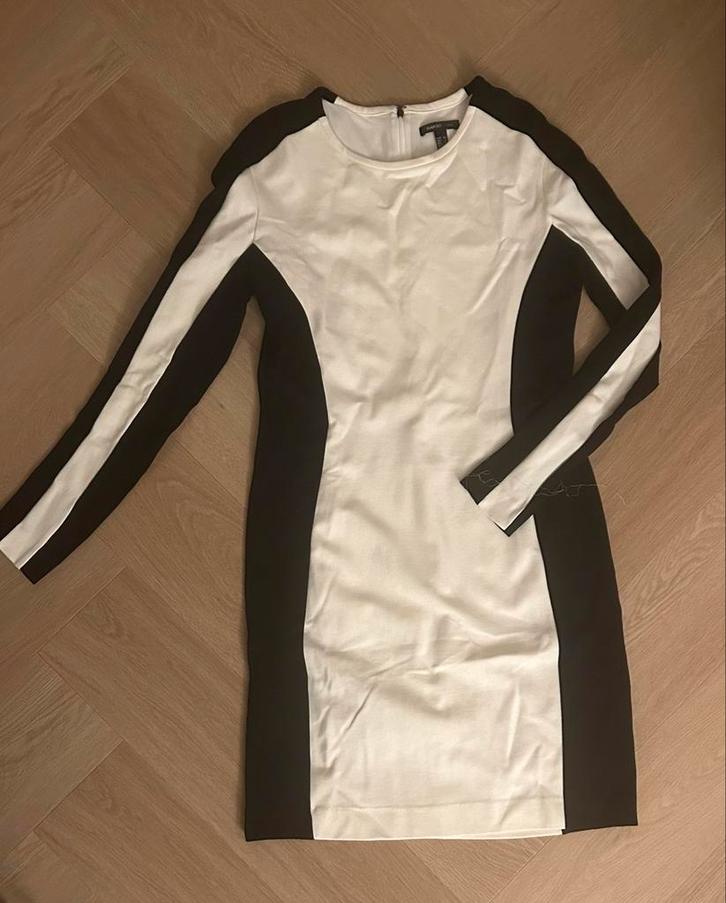 Mango Jurk Off-White/Zwart, Kleding | Dames, Jurken, Nieuw, Maat 38/40 (M), Wit, Boven de knie, Ophalen of Verzenden
