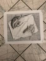 M.C. Escher poster- Tekenen Handen ,Optische Illusie, Verzamelen, Posters, Deurposter of groter, Rechthoekig Liggend, Ophalen of Verzenden