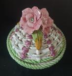 Bonboniére, gevlochten, van geëmalleerd aardewerk, Ophalen of Verzenden