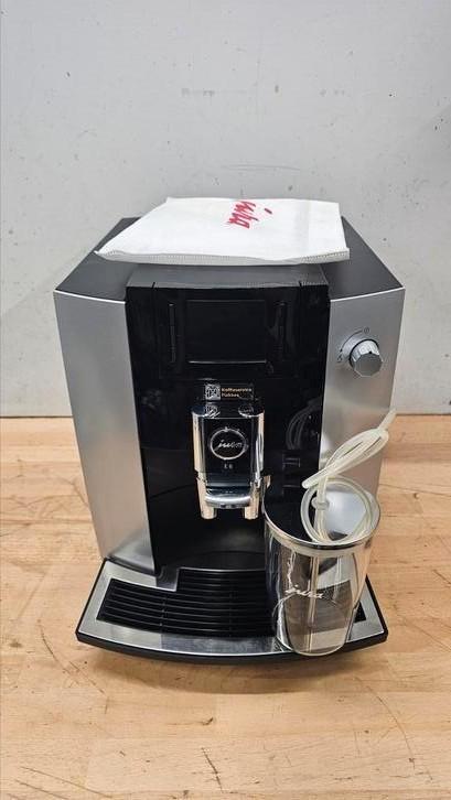 Jura E6 incl extra's en 6 maanden garantie., Witgoed en Apparatuur, Koffiezetapparaten, Zo goed als nieuw, Koffiemachine, Ophalen of Verzenden
