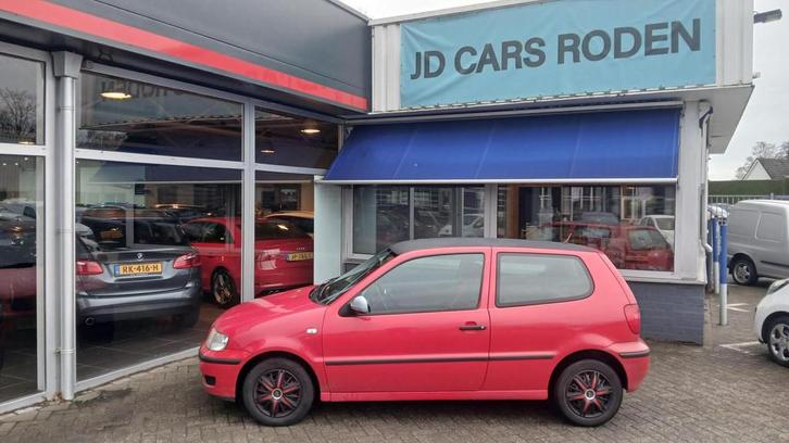 Volkswagen Polo 1.4 Trendline! Koopje! NAP! Zomee!, Auto's, Volkswagen, Te koop, Polo, Airbags, Alarm, Sportstoelen, Startonderbreker