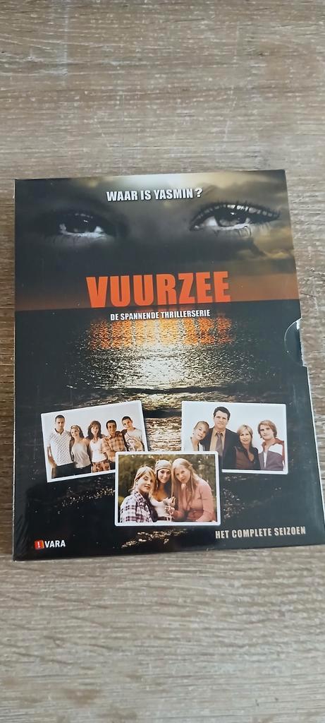Vuurzee 12 delige psychologische thriller serie dvdbox dvd, Cd's en Dvd's, Dvd's | Tv en Series, Nieuw in verpakking, Thriller