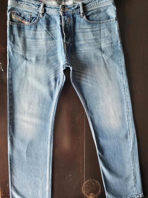 CLASSIC DIESEL WAYKEE REGULAR STRAIGHT JEANS SIZE 34/32!!, Kleding | Heren, Spijkerbroeken en Jeans, Zo goed als nieuw, W33 - W34 (confectie 48/50)