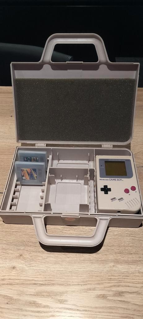 Nintendo Gameboy DMG-01 & GB80 Carry Case, Spelcomputers en Games, Spelcomputers | Nintendo Game Boy, Gebruikt, Game Boy Classic