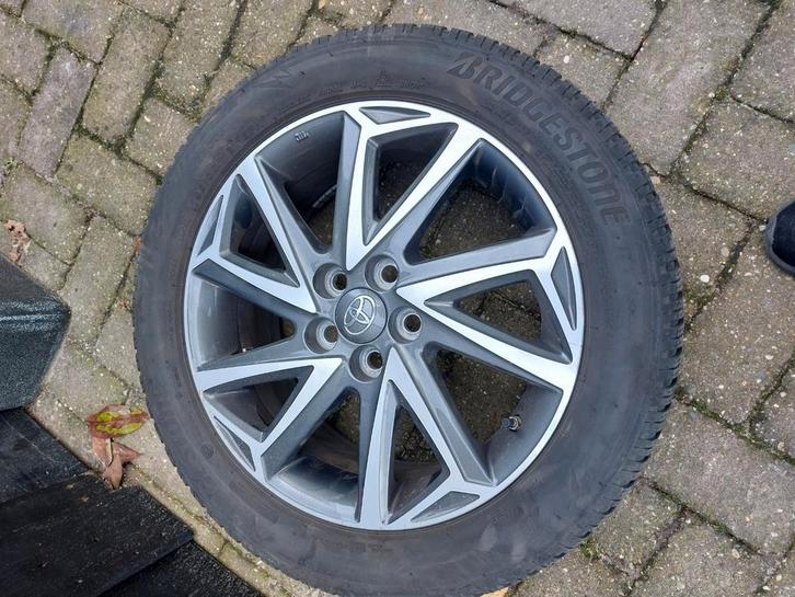 Toyota velgen met winterset, Auto-onderdelen, Banden en Velgen, Banden en Velgen, Winterbanden, 16 inch, 195 mm, Ophalen of Verzenden