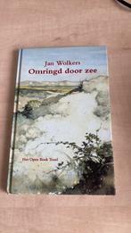 Omringd door zee. Jan Wolkers, Ophalen of Verzenden, Zo goed als nieuw