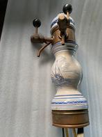 Tapzuil met twee tapkranen.  Porselein met messing  mancave?, Ophalen, Zo goed als nieuw
