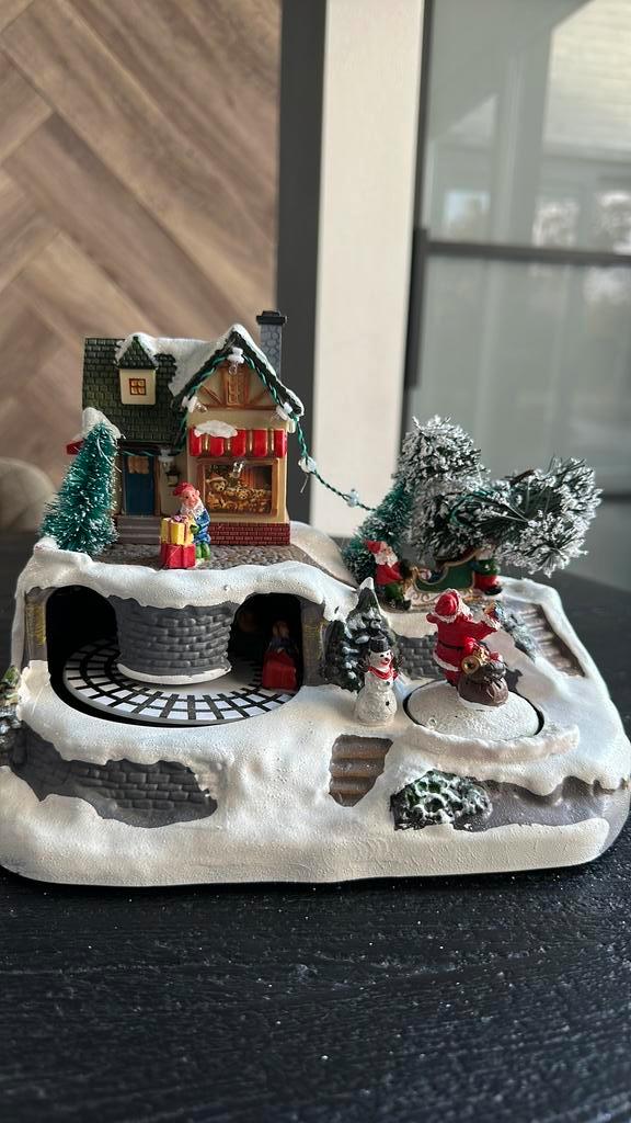 Kerstdorp met trein, Diversen, Kerst, Zo goed als nieuw, Ophalen of Verzenden