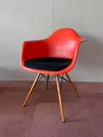 3 stuks VITRA DAW, Huis en Inrichting, Stoelen, Hout, Drie, Design, Ophalen of Verzenden