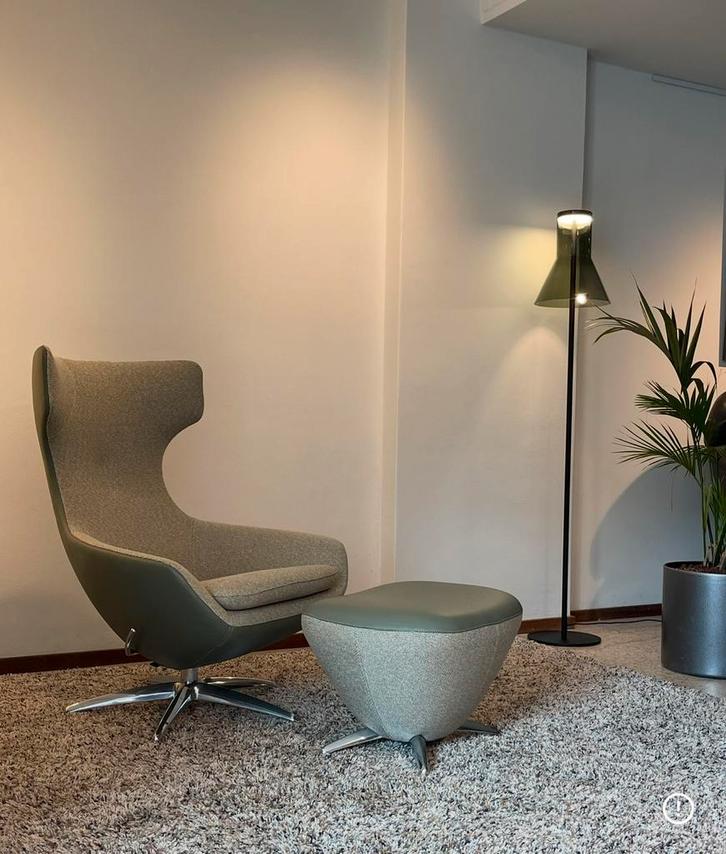 Leolux vloerlamp Funo showmodel, Huis en Inrichting, Lampen | Vloerlampen, 150 tot 200 cm, Glas, Ophalen
