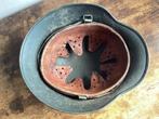 Duitse helm WW2 WO2, Verzamelen, Militaria | Tweede Wereldoorlog, Ophalen of Verzenden, Landmacht, Duitsland, Helm of Baret