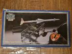 NIKE AJAX Surface to Air Missile 1:32 Revell, Ophalen of Verzenden, Zo goed als nieuw, Groter dan 1:72, Revell