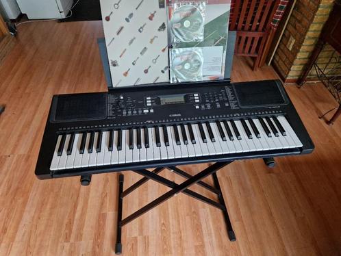 Yamaha PSR E363 - Conditie: Net Nieuw, Muziek en Instrumenten, Keyboards, Zo goed als nieuw, 61 toetsen, Yamaha, Aanslaggevoelig