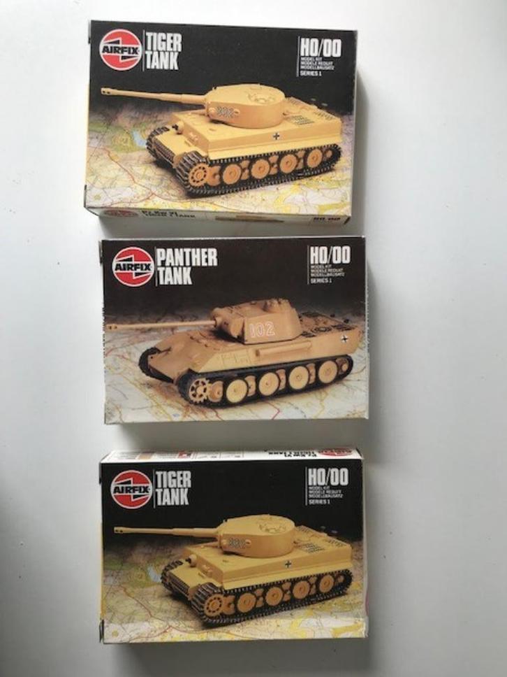 ROWASP OUTLET | 3x Airfix 1/76 Tiger & Panther | NIET COMPLE, Hobby en Vrije tijd, Modelbouw | Auto's en Voertuigen, Gebruikt