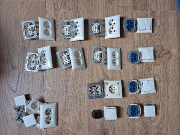 Busch Jaeger contactdozen en schakelmateriaal beschikbaar voor biedingen