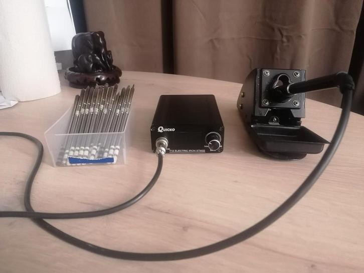 Actief Soldeerstation Quicko T12 + T12 punten, Hobby en Vrije tijd, Elektronica-componenten, Ophalen