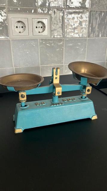 Jouet weegschaaltje antiek vintage beschikbaar voor biedingen
