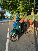 Vespa GTS 300 Racing Sixties, Ophalen, Overige modellen, 300 cc, Zo goed als nieuw