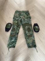 Defensie Broek Camouflage met kniebeschermers, Ophalen of Verzenden, Nieuw, Maat 48/50 (M), Groen