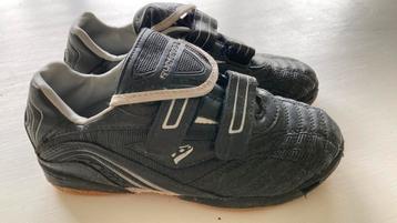 Rucanor sportschoen gymschoen in mt 33 beschikbaar voor biedingen
