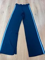 Catwalk junkie donkerblauwe gebreide broek sportive m, Maat 38/40 (M), Blauw, Ophalen of Verzenden, Zo goed als nieuw