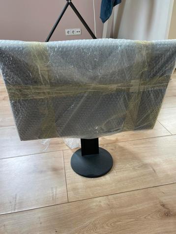 Eizo FlexScan EV2456 (24 inch professionele monitor) beschikbaar voor biedingen