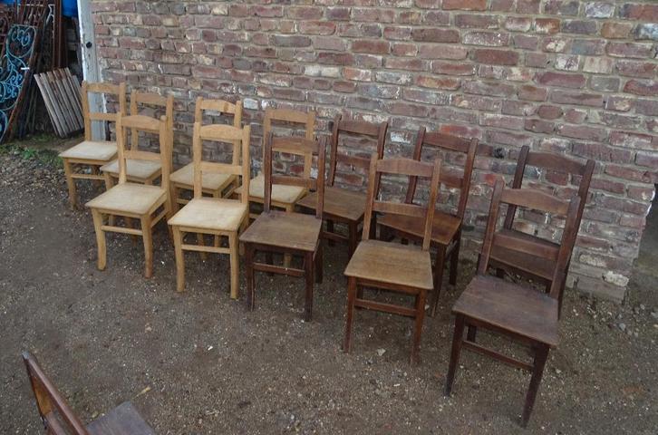 groot aantal oude café stoelen keuken stoelen stoel, Antiek en Kunst, Curiosa en Brocante, Ophalen