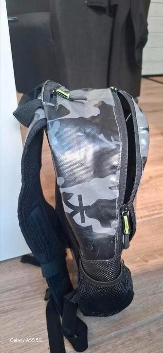 Hockey rugtas  OSAKA  beschikbaar voor biedingen