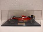 Ferrari 643 Alesi Formule 1 in vitrine box TAMIYA 1:20 KRD, Ophalen of Verzenden, Zo goed als nieuw, Auto
