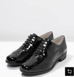 Clarks schoenen dames- maat 36-brogues-lak-zwart-klassiek-t, Ophalen of Verzenden, Zo goed als nieuw, Zwart