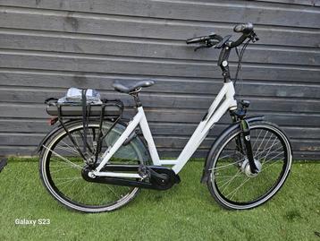 Zeer goede  elektrische  forza blanco met 8 versnellingen  beschikbaar voor biedingen