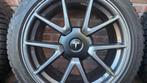 Originele Tesla 18” Aero velgen met Pirelli winterbanden, Ophalen, 18 inch, Gebruikt, Banden en Velgen