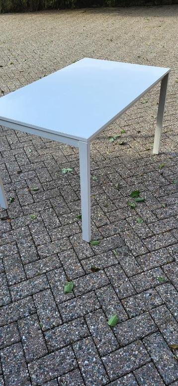 Tafel, tafels wit 6 stuks Ikea beschikbaar voor biedingen
