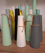 Gekleurde conische Herstal kandelaren. Denemarken., Huis en Inrichting, Ophalen of Verzenden, Zo goed als nieuw, Overige materialen