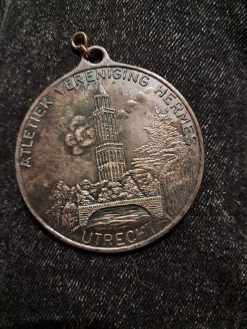 Medaille Domtoren Atletiek Vereniging Hermes Utrecht beschikbaar voor biedingen