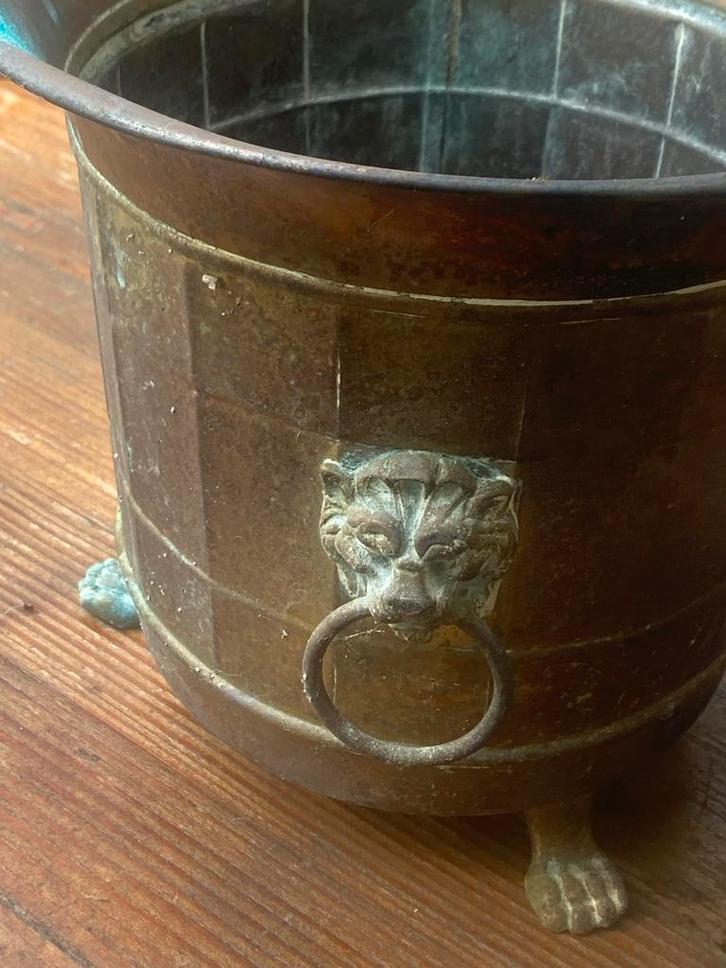 Antieke Koperen Plantenbak met Leeuwenkoppen, Antiek en Kunst, Antiek | Koper en Brons, Koper, Ophalen of Verzenden